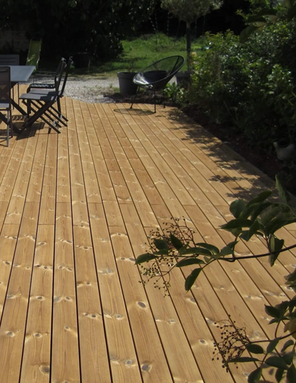 #A1B Pin thermo chauffé – Lames terrasse bois